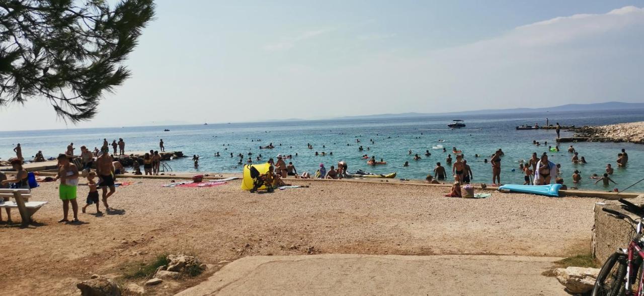 Apartman Jadranka Vir Buitenkant foto