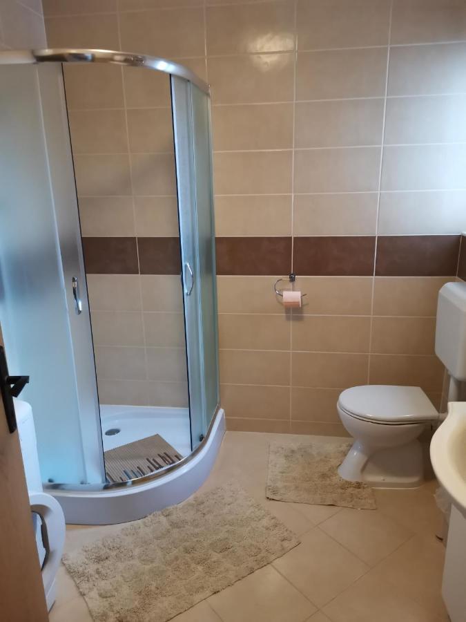 Apartman Jadranka Vir Buitenkant foto